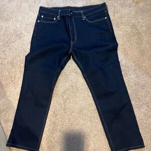 Men's Levi dark wash Blue Jeans